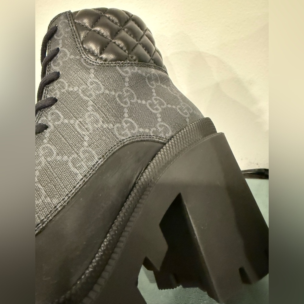 Gucci GG Canvas Heeled Ankle Black Boots size 35.5 - Picture 7 of 11